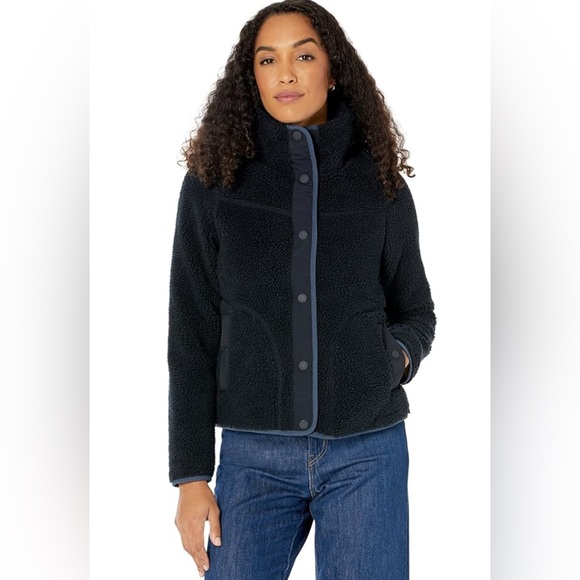 L.L. Bean Jackets & Blazers - LL Bean Black Sherpa Fleece Jacket Women’s Size XL